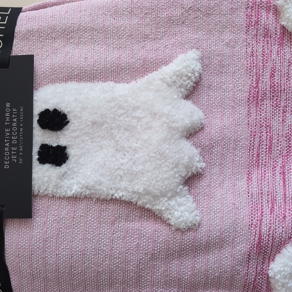 ❌SOLD❌Viral 🎥 Rachel Zoe Raised Fluffy Ghost Throw Blanket, Heathered Pink 🩷 - Picture 4 of 9